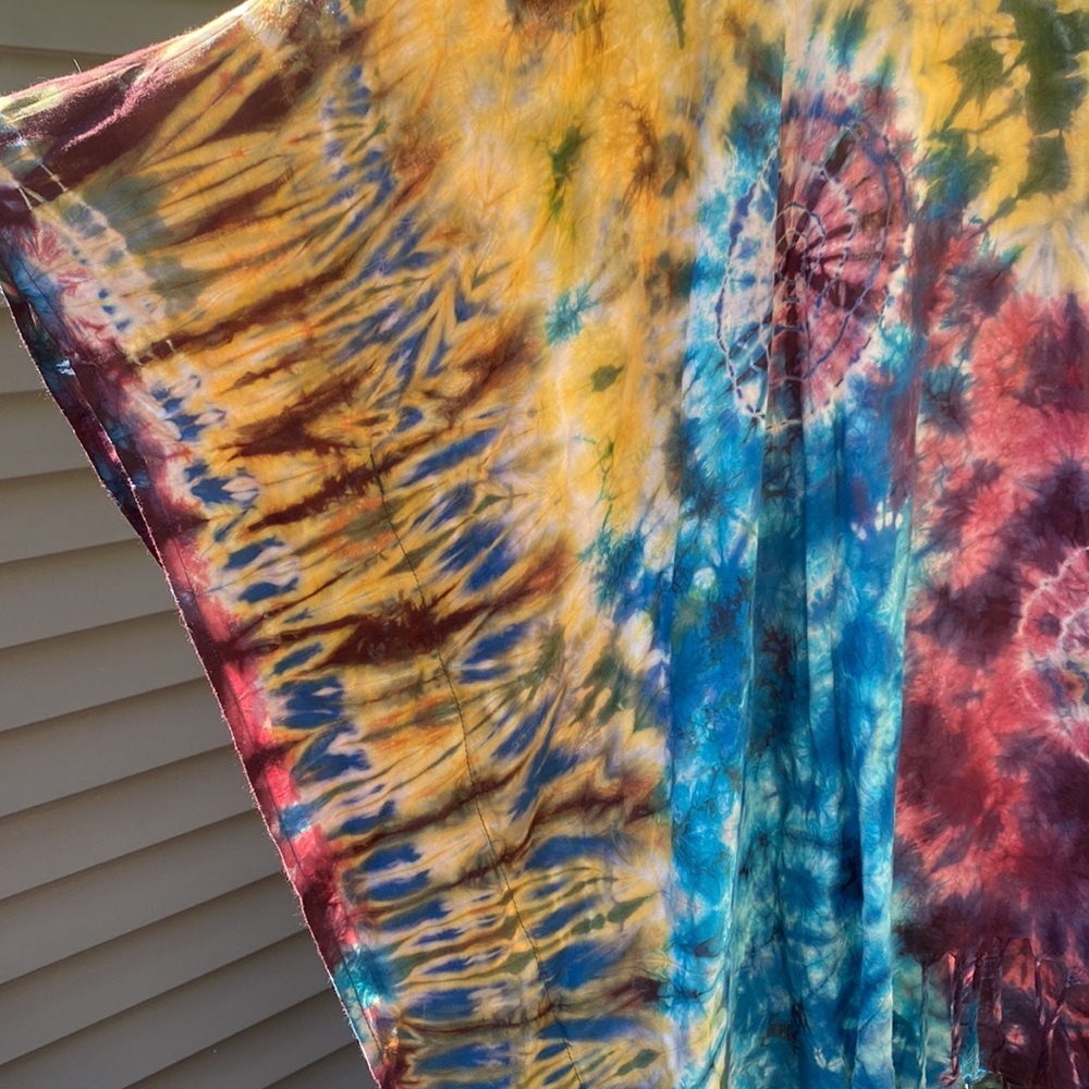 Like New multicolored tie-dye Poncho tunic OSFM - Picture 2 of 4